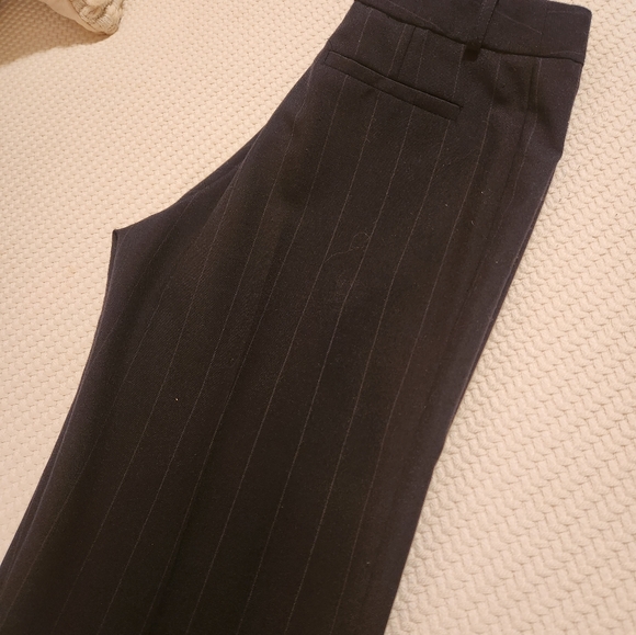 ACQUA PINSTRIP CUFFED PANT - Picture 4 of 4
